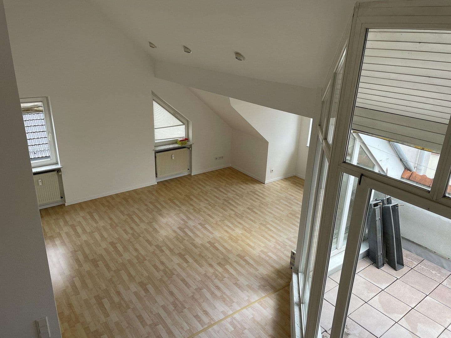 2 bedroom with open-plan kitchen flat to rent, 98 m², Obergasse 7, Mainhausen, Hesse 2 bedroom with open-plan kitchen flat to rent, 98 m², Obergasse 7, Mainhausen, Hesse