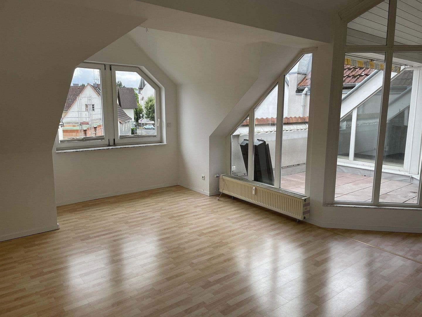 2 bedroom with open-plan kitchen flat to rent, 98 m², Obergasse 7, Mainhausen, Hesse 2 bedroom with open-plan kitchen flat to rent, 98 m², Obergasse 7, Mainhausen, Hesse