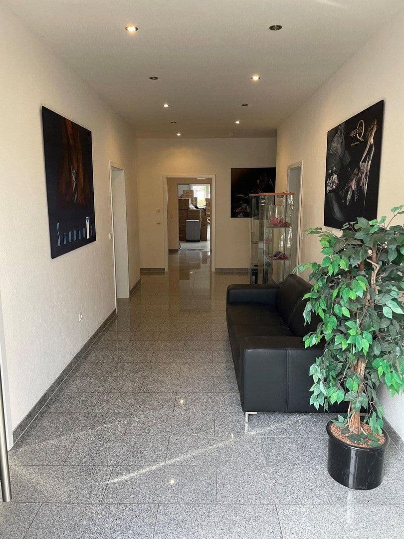 office to rent, 520 m², Von-Ketteler-Strasse, Kempen, North Rhine-Westphalia office to rent, 520 m², Von-Ketteler-Strasse, Kempen, North Rhine-Westphalia