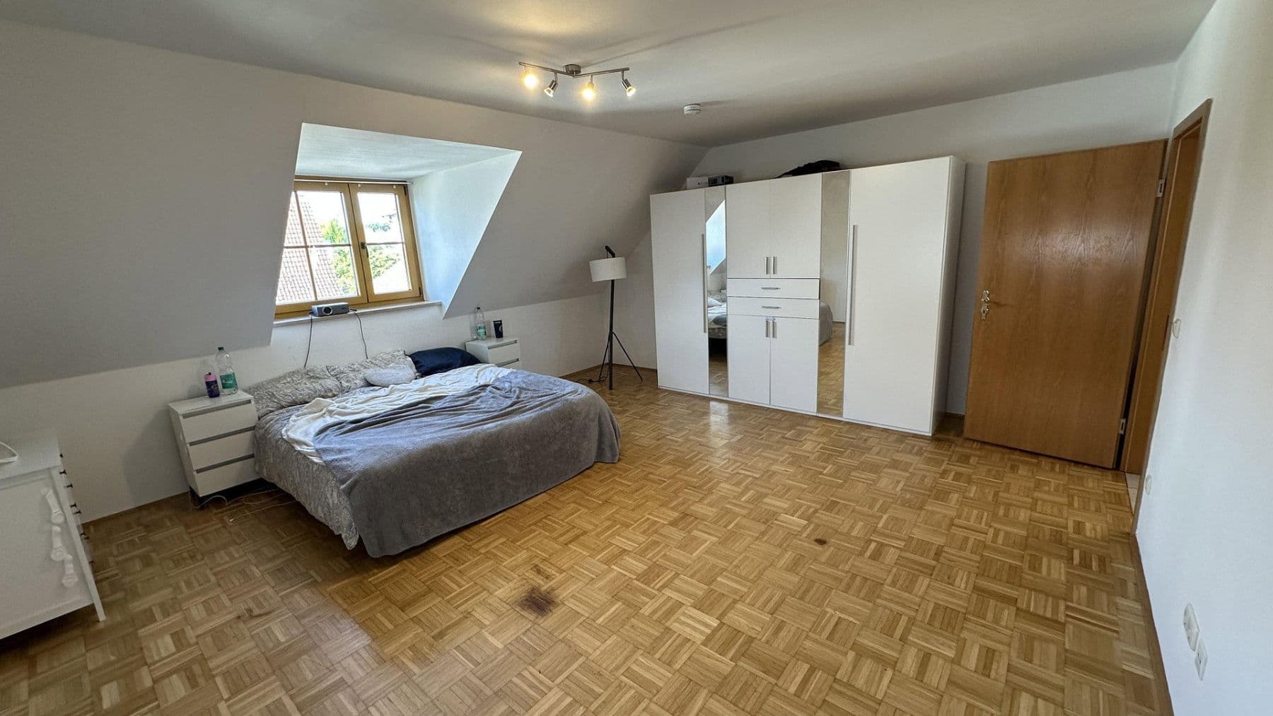 house to rent, 150 m², Seubersdorf in der Oberpfalz, Bavaria house to rent, 150 m², Seubersdorf in der Oberpfalz, Bavaria