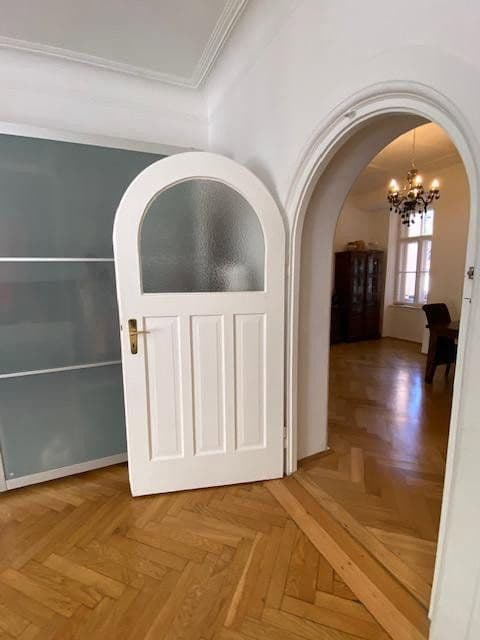 3 bedroom with open-plan kitchen flat to rent, 154 m², München, Bavaria 3 bedroom with open-plan kitchen flat to rent, 154 m², München, Bavaria
