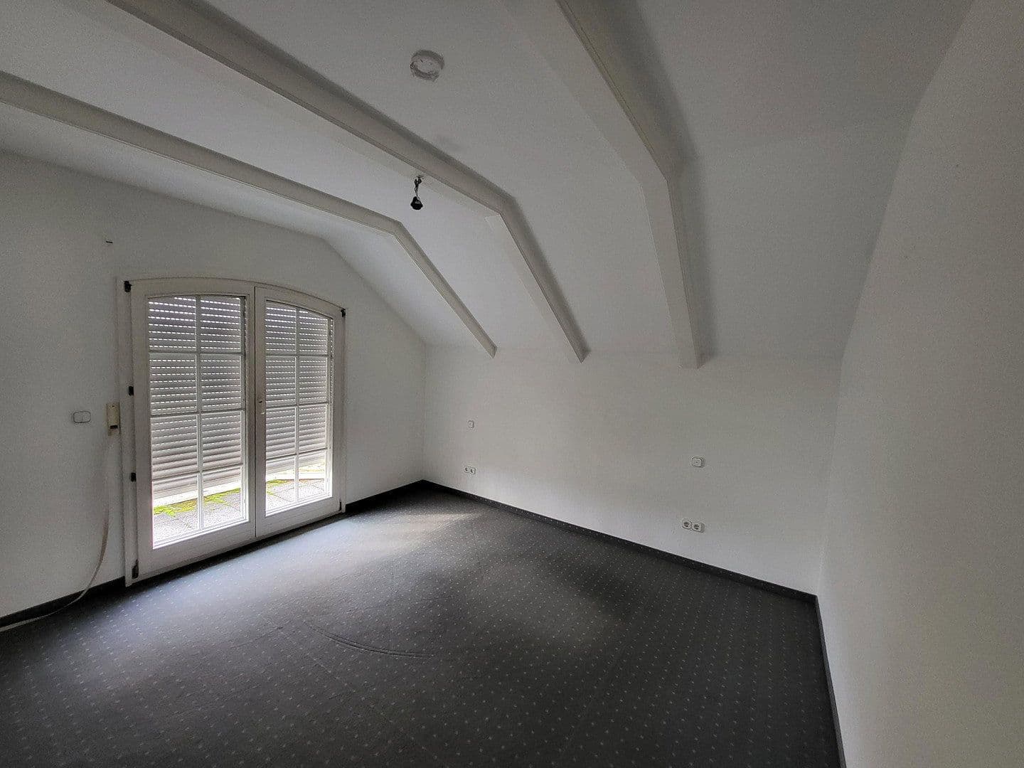 house to rent, 150 m², Feuerdornweg 4, Ravenstein, Baden-Württemberg house to rent, 150 m², Feuerdornweg 4, Ravenstein, Baden-Württemberg
