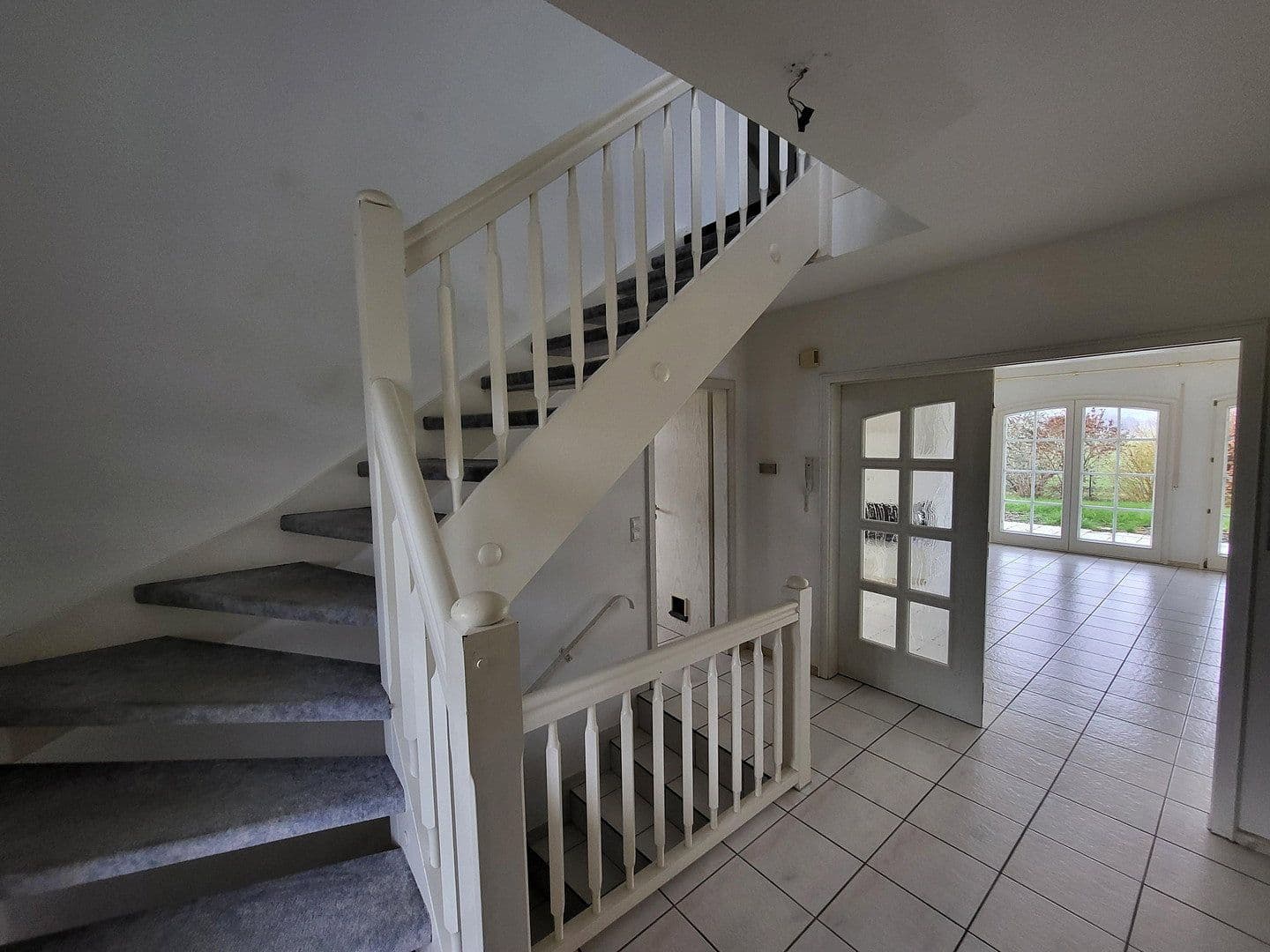 house to rent, 150 m², Feuerdornweg 4, Ravenstein, Baden-Württemberg house to rent, 150 m², Feuerdornweg 4, Ravenstein, Baden-Württemberg