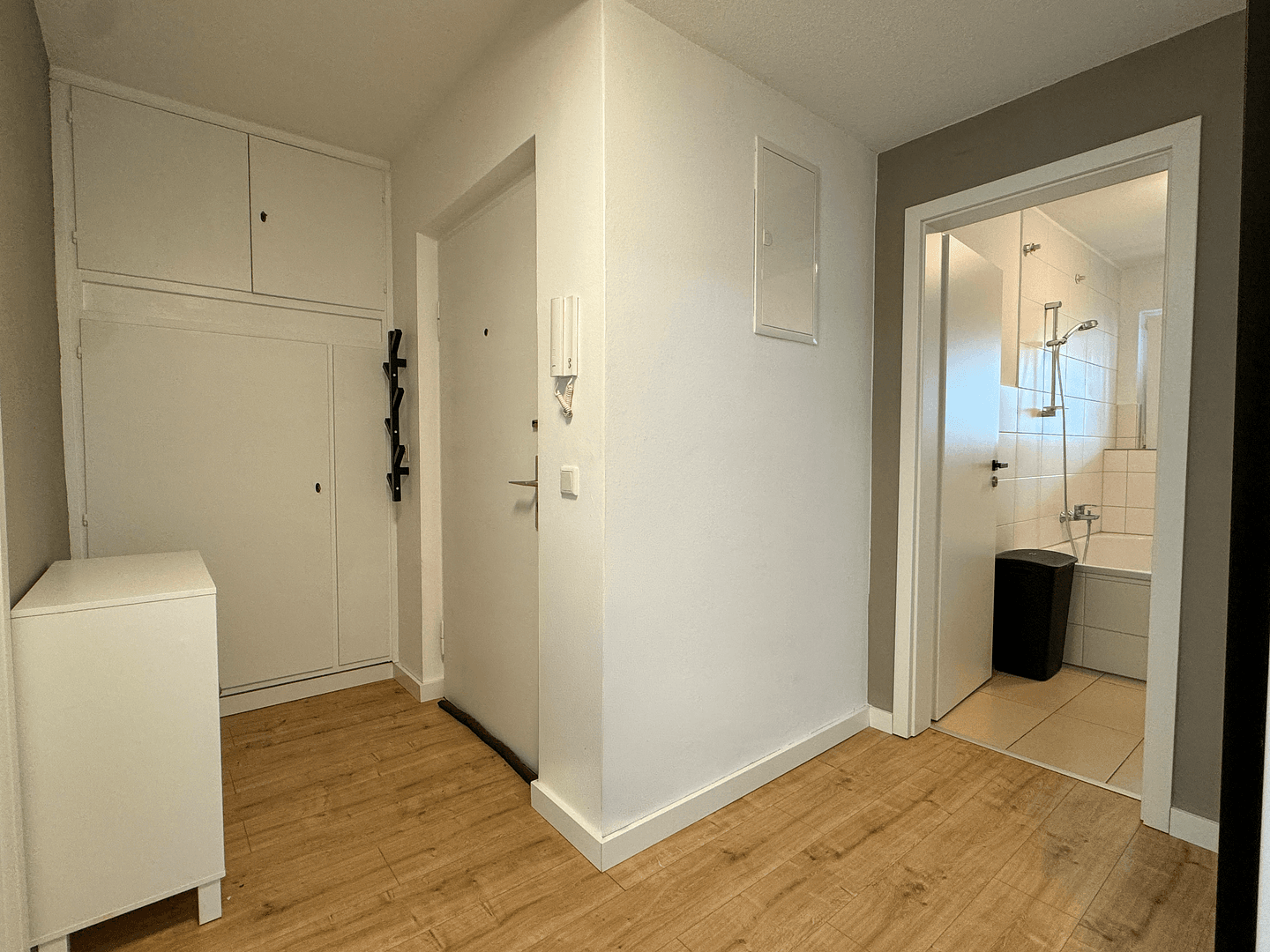 3 bedroom flat to rent, 75 m², Leverkusen, North Rhine-Westphalia 3 bedroom flat to rent, 75 m², Leverkusen, North Rhine-Westphalia