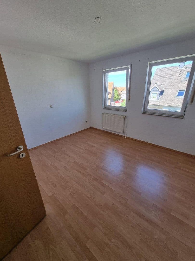 3 bedroom flat to rent, 98 m², Schwalbenweg, Bördeland, Saxony-Anhalt 3 bedroom flat to rent, 98 m², Schwalbenweg, Bördeland, Saxony-Anhalt