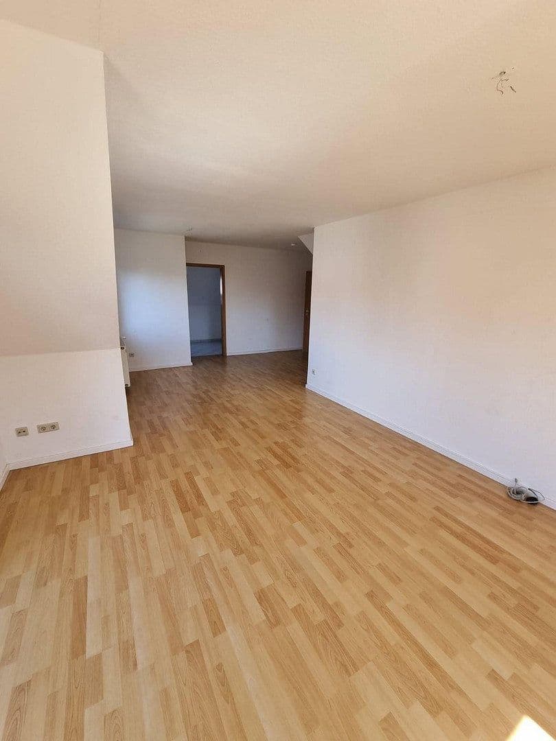 3 bedroom flat to rent, 98 m², Schwalbenweg, Bördeland, Saxony-Anhalt 3 bedroom flat to rent, 98 m², Schwalbenweg, Bördeland, Saxony-Anhalt