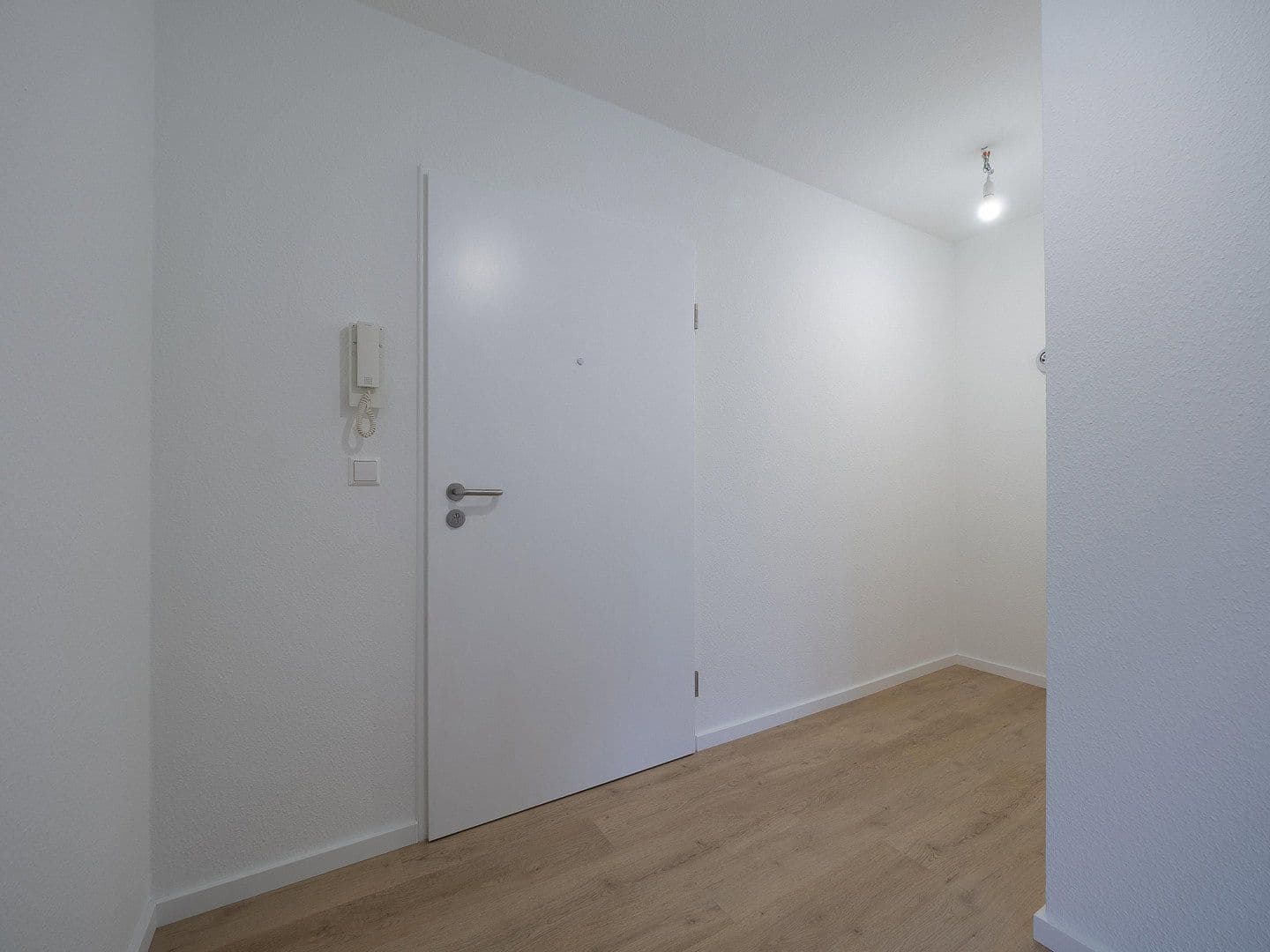 Studio flat to rent, 45 m², Waldkirch, Baden-Württemberg Studio flat to rent, 45 m², Waldkirch, Baden-Württemberg