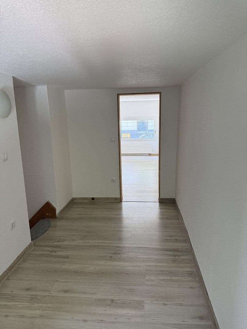 2 bedroom flat to rent, 49 m², Schwarzbach 82, Wuppertal, North Rhine-Westphalia 2 bedroom flat to rent, 49 m², Schwarzbach 82, Wuppertal, North Rhine-Westphalia
