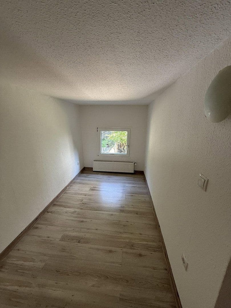2 bedroom flat to rent, 49 m², Schwarzbach 82, Wuppertal, North Rhine-Westphalia 2 bedroom flat to rent, 49 m², Schwarzbach 82, Wuppertal, North Rhine-Westphalia