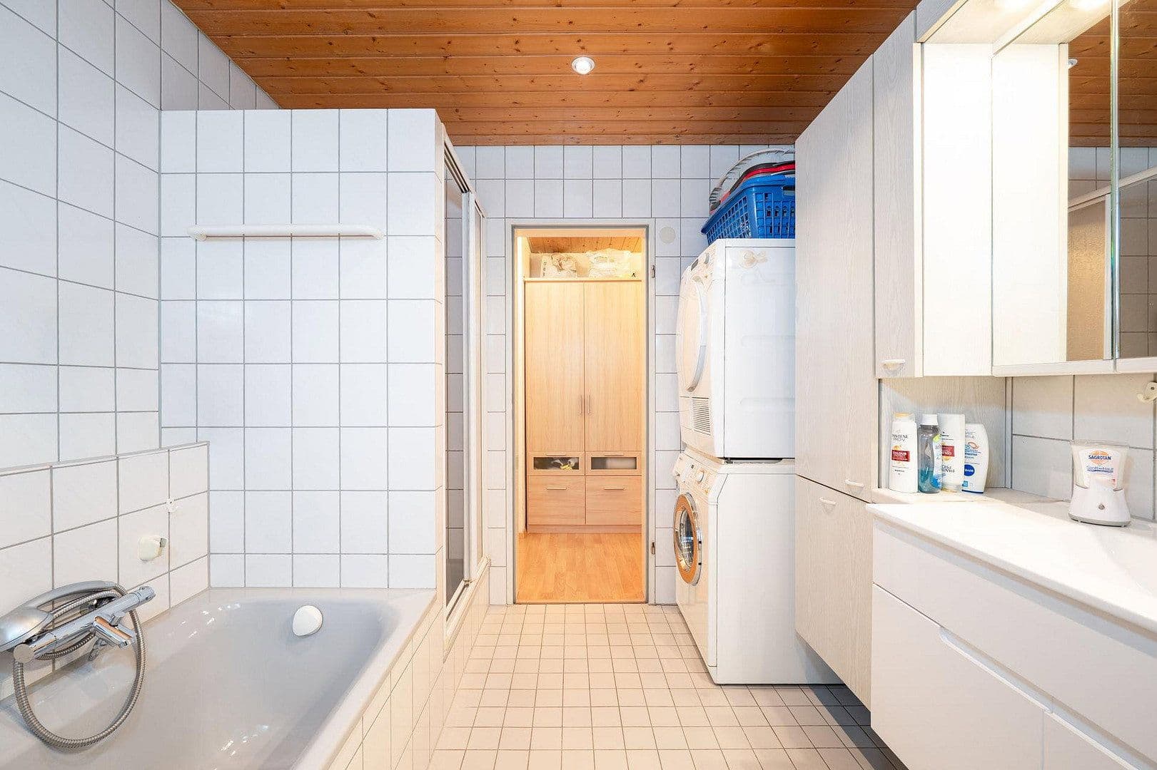 5 bedroom flat to rent, 120 m², Mezgerwaidring 54, Radolfzell am Bodensee, Baden-Württemberg 5 bedroom flat to rent, 120 m², Mezgerwaidring 54, Radolfzell am Bodensee, Baden-Württemberg
