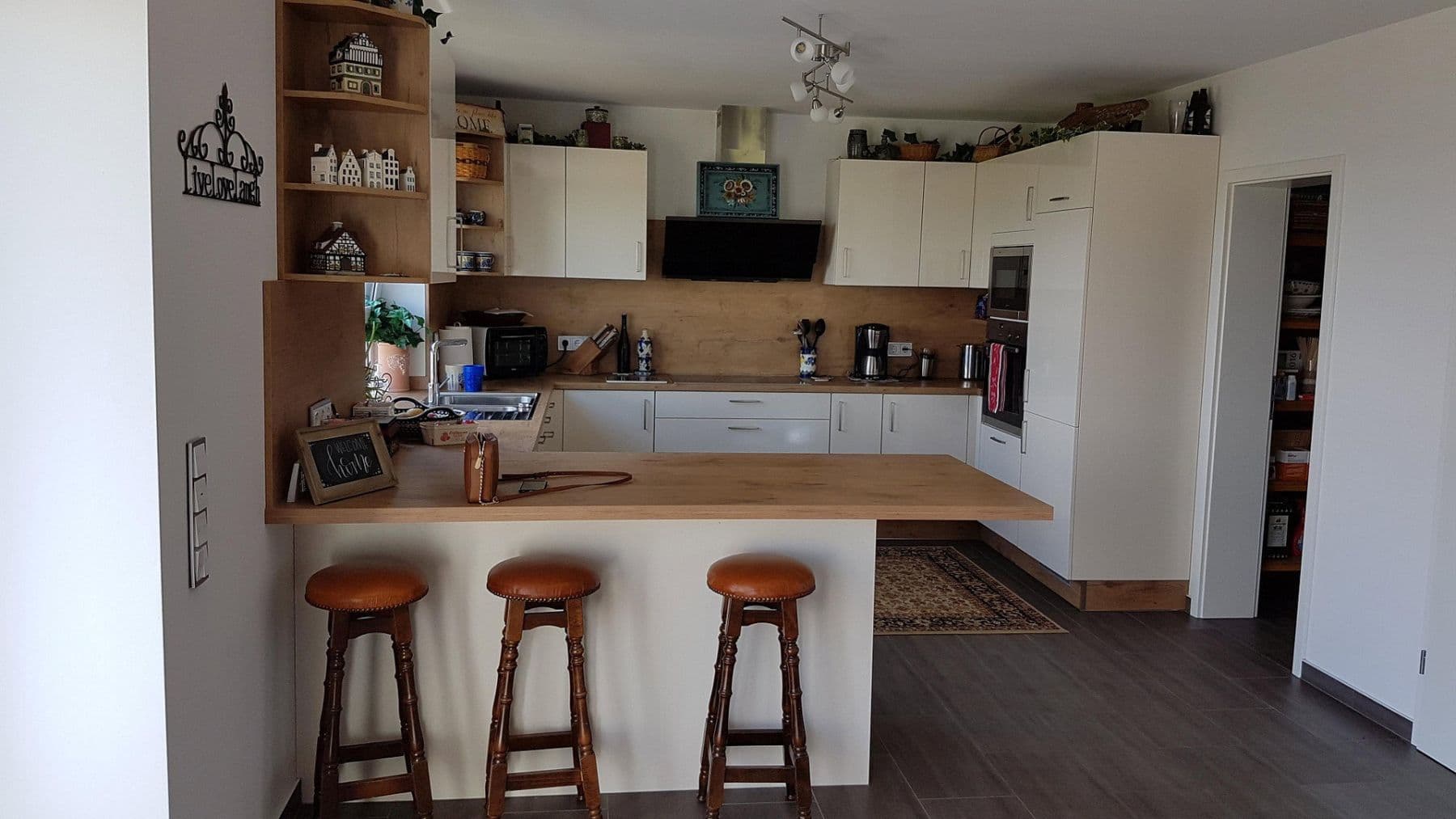 house to rent, 219 m², Essenheim, Rhineland-Palatinate house to rent, 219 m², Essenheim, Rhineland-Palatinate