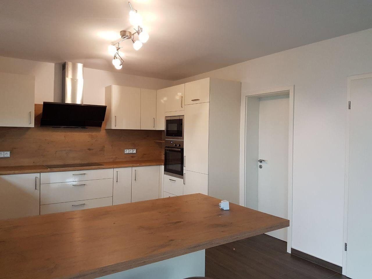 house to rent, 219 m², Essenheim, Rhineland-Palatinate house to rent, 219 m², Essenheim, Rhineland-Palatinate