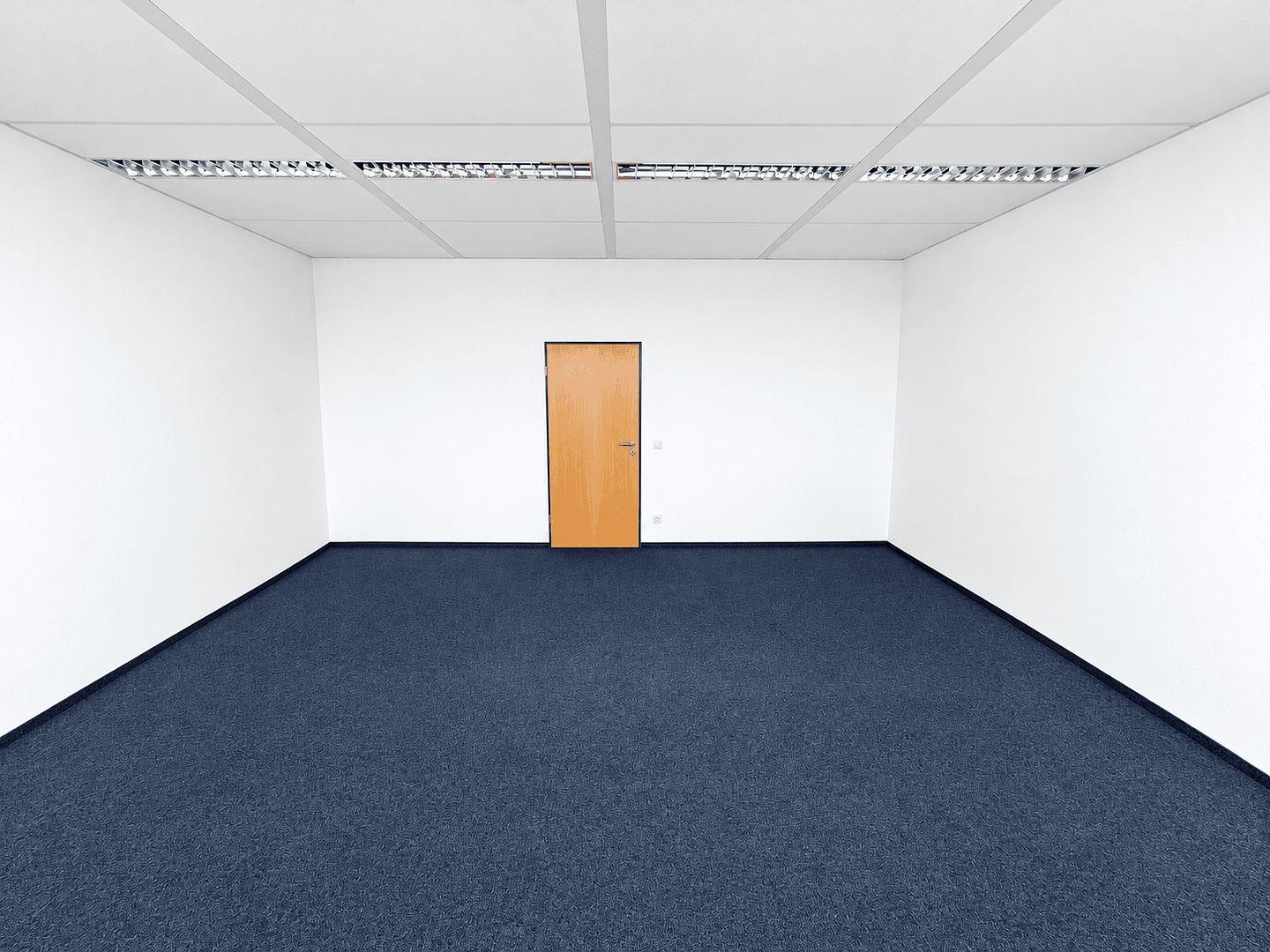 office to rent, 37 m², Rövertannen 13, Güstrow, Mecklenburg-Vorpommern office to rent, 37 m², Rövertannen 13, Güstrow, Mecklenburg-Vorpommern