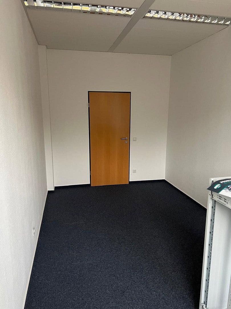 office to rent, 37 m², Rövertannen 13, Güstrow, Mecklenburg-Vorpommern office to rent, 37 m², Rövertannen 13, Güstrow, Mecklenburg-Vorpommern