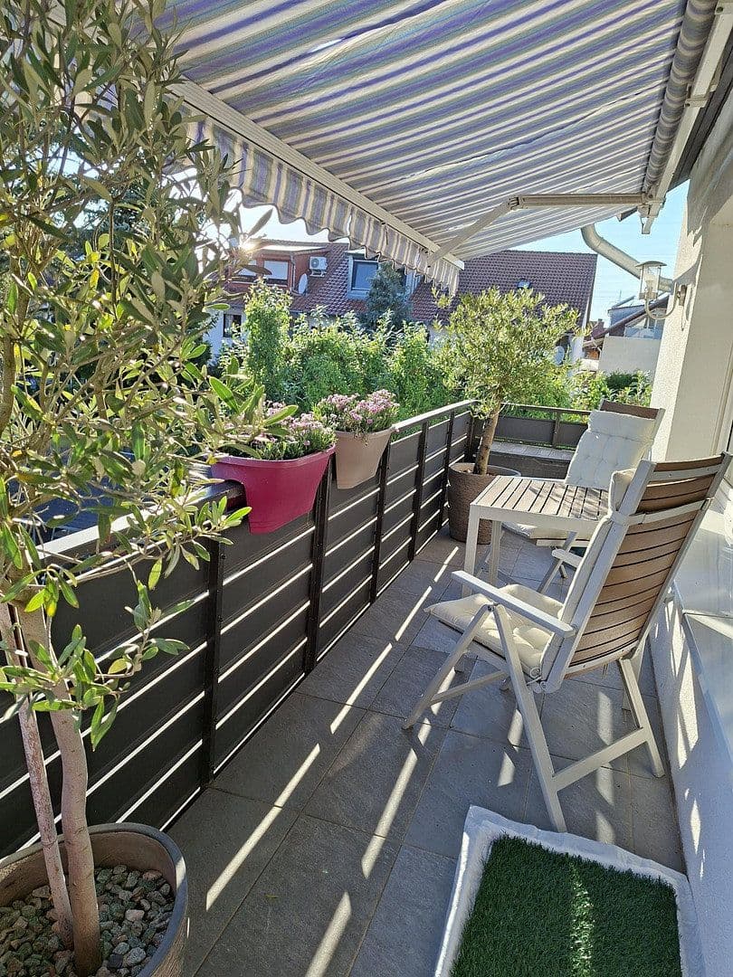 3 bedroom with open-plan kitchen flat to rent, 108 m², Mannheim, Baden-Württemberg 3 bedroom with open-plan kitchen flat to rent, 108 m², Mannheim, Baden-Württemberg