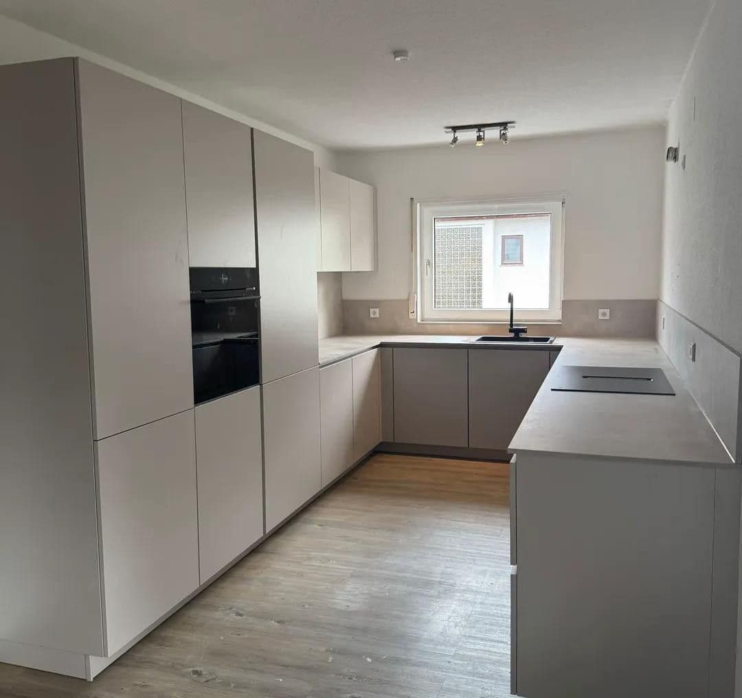 3 bedroom with open-plan kitchen flat to rent, 108 m², Mannheim, Baden-Württemberg 3 bedroom with open-plan kitchen flat to rent, 108 m², Mannheim, Baden-Württemberg