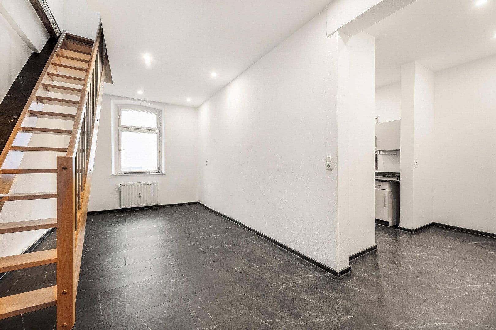 6 bedroom flat to rent, 185 m², Jahnstrasse 1, Hof, Bavaria 6 bedroom flat to rent, 185 m², Jahnstrasse 1, Hof, Bavaria