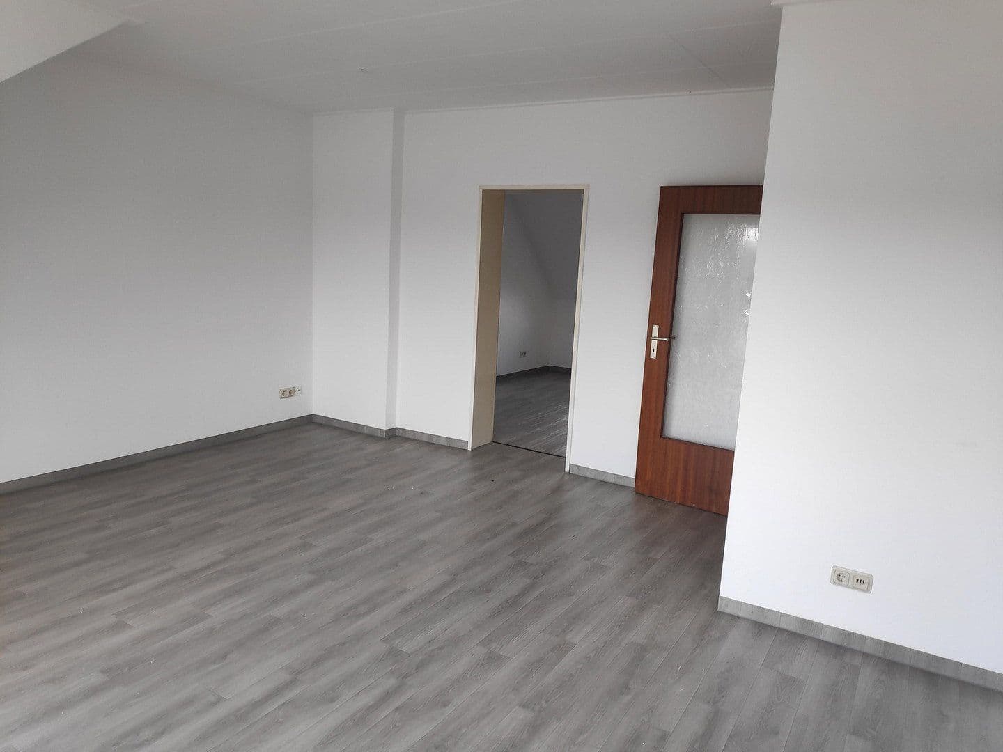 3 bedroom flat to rent, 82 m², Borkhofer Str. 33a, Duisburg, North Rhine-Westphalia 3 bedroom flat to rent, 82 m², Borkhofer Str. 33a, Duisburg, North Rhine-Westphalia