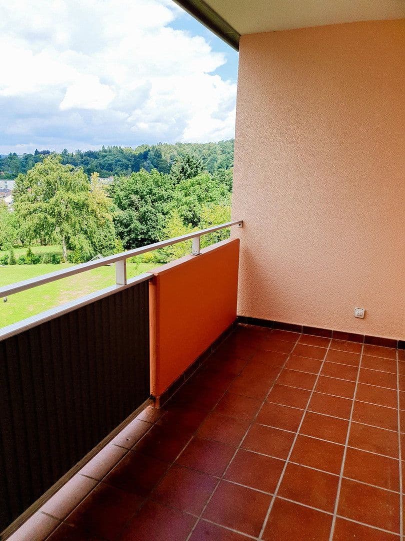 3 bedroom flat to rent, 87 m², Saarbrücken, Saarland 3 bedroom flat to rent, 87 m², Saarbrücken, Saarland