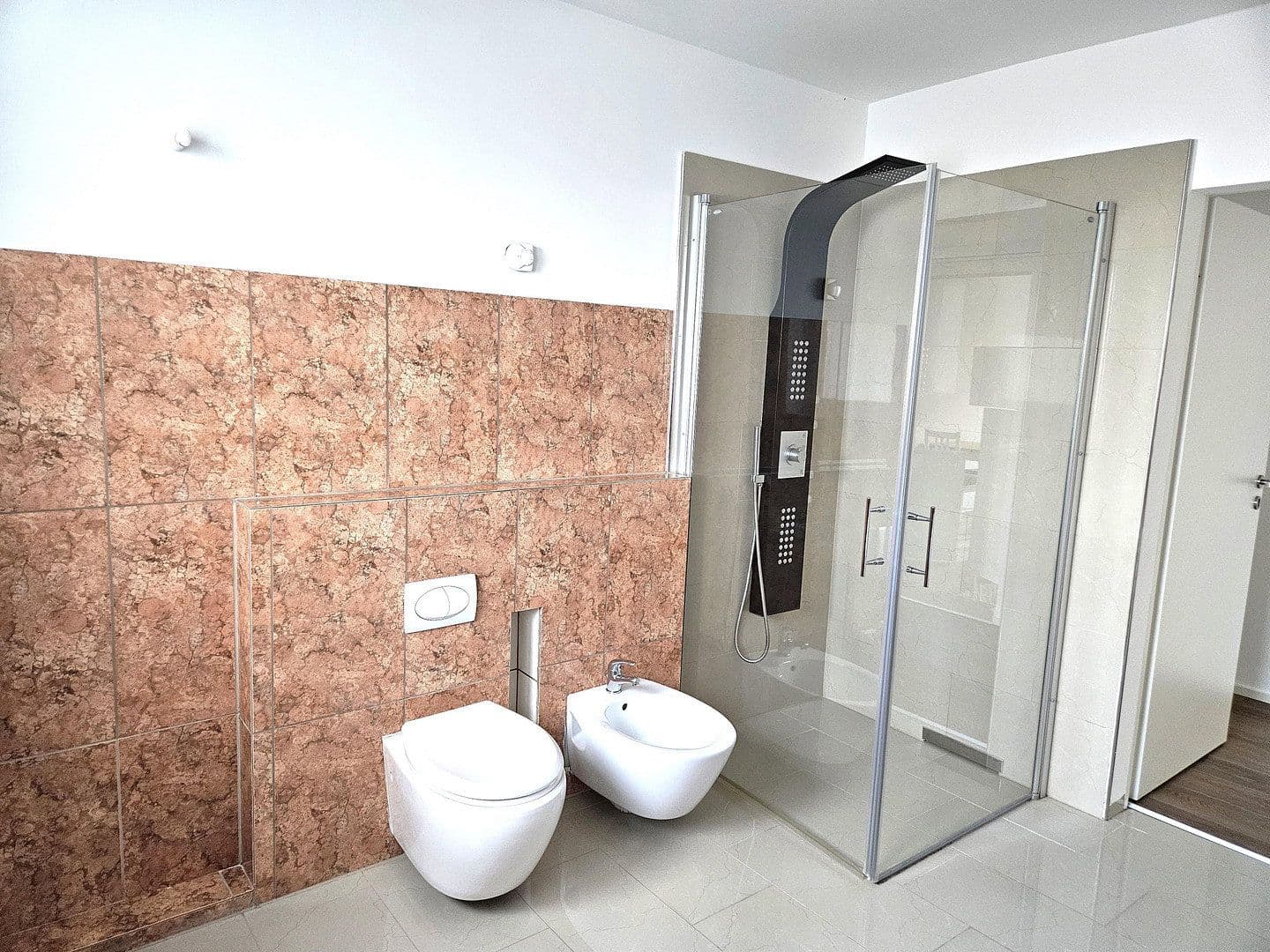2 bedroom with open-plan kitchen flat to rent, 123 m², Stuttgart, Baden-Württemberg 2 bedroom with open-plan kitchen flat to rent, 123 m², Stuttgart, Baden-Württemberg