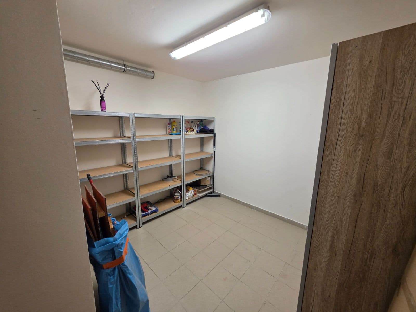 3 bedroom with open-plan kitchen flat to rent, 127 m², Ke Škole, Mníšek pod Brdy, Středočeský Region 3 bedroom with open-plan kitchen flat to rent, 127 m², Ke Škole, Mníšek pod Brdy, Středočeský Region