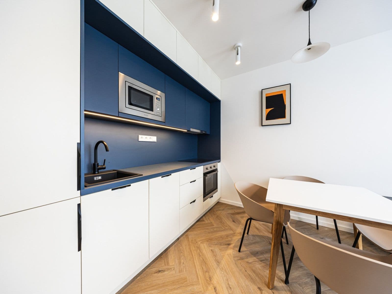 1 bedroom with open-plan kitchen flat to rent, 43 m², Sázavská, Prague, Prague 1 bedroom with open-plan kitchen flat to rent, 43 m², Sázavská, Prague, Prague