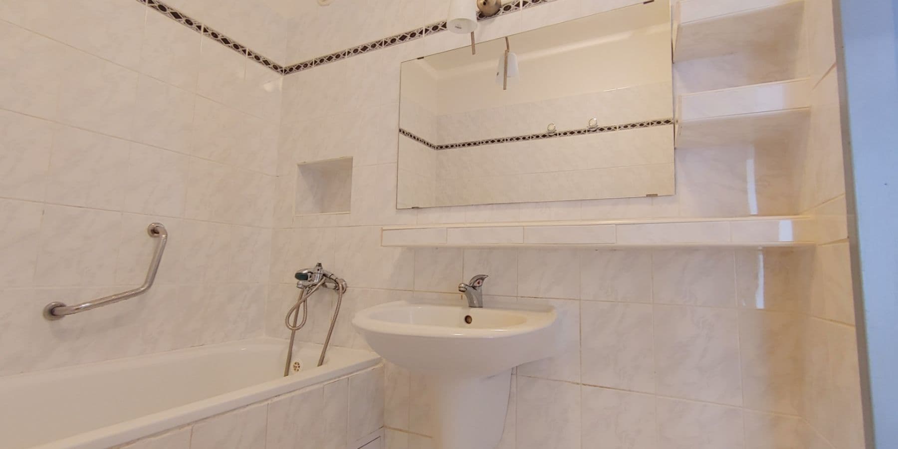 3 bedroom flat for sale, 70 m², Krausova, Prague, Prague 3 bedroom flat for sale, 70 m², Krausova, Prague, Prague