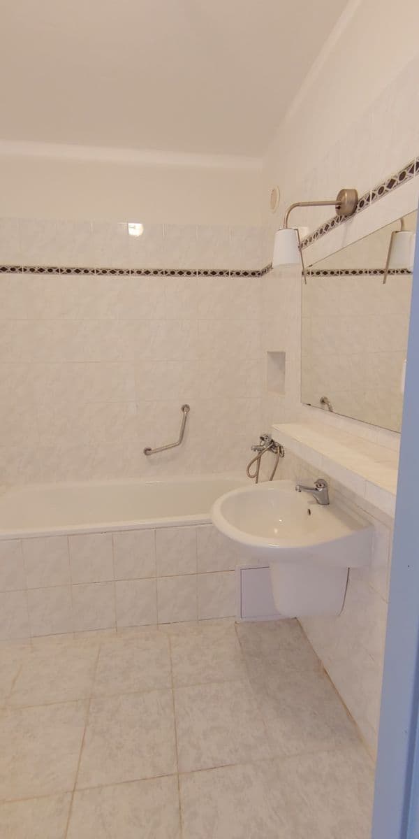3 bedroom flat for sale, 70 m², Krausova, Prague, Prague 3 bedroom flat for sale, 70 m², Krausova, Prague, Prague