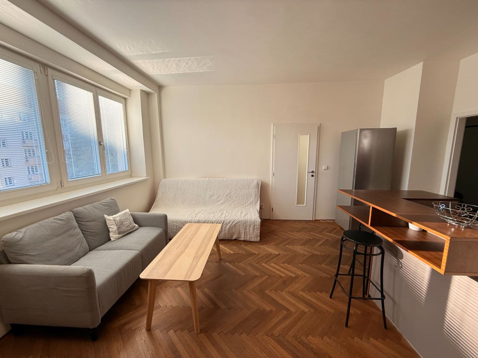 1 bedroom with open-plan kitchen flat to rent, 50 m², Vršovická, Prague, Prague 1 bedroom with open-plan kitchen flat to rent, 50 m², Vršovická, Prague, Prague