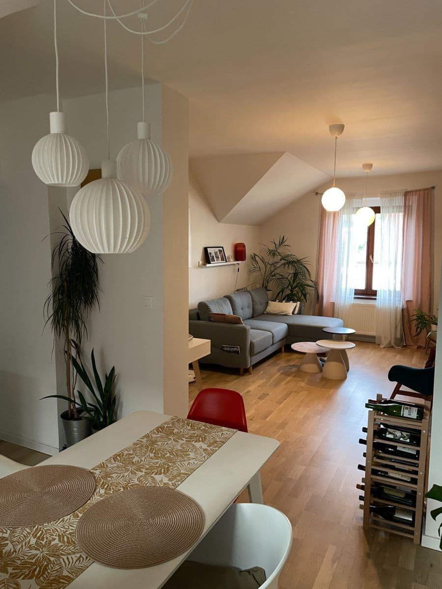 2 bedroom flat to rent, 65 m², Révová, Prague, Prague 2 bedroom flat to rent, 65 m², Révová, Prague, Prague