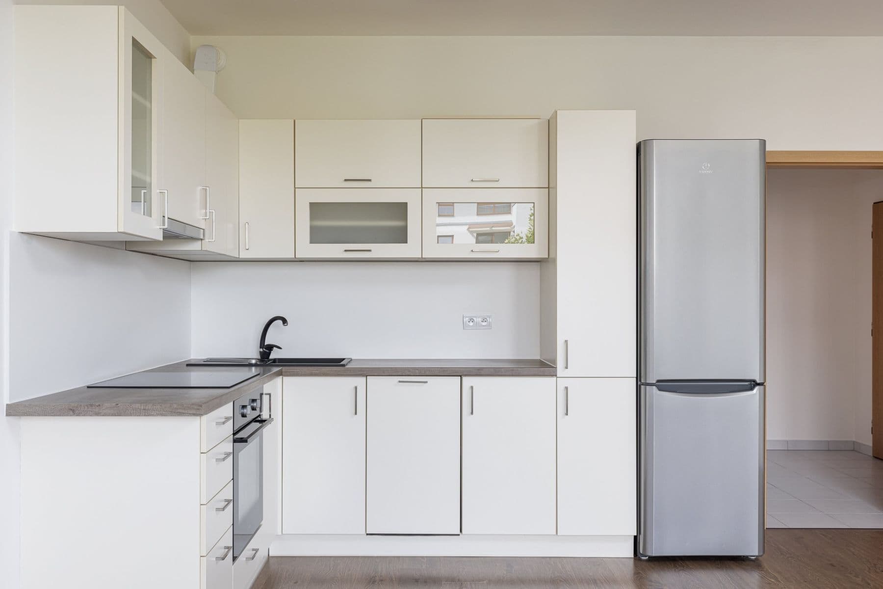 Studio flat to rent, 37 m², Theinova, Prague, Prague Studio flat to rent, 37 m², Theinova, Prague, Prague