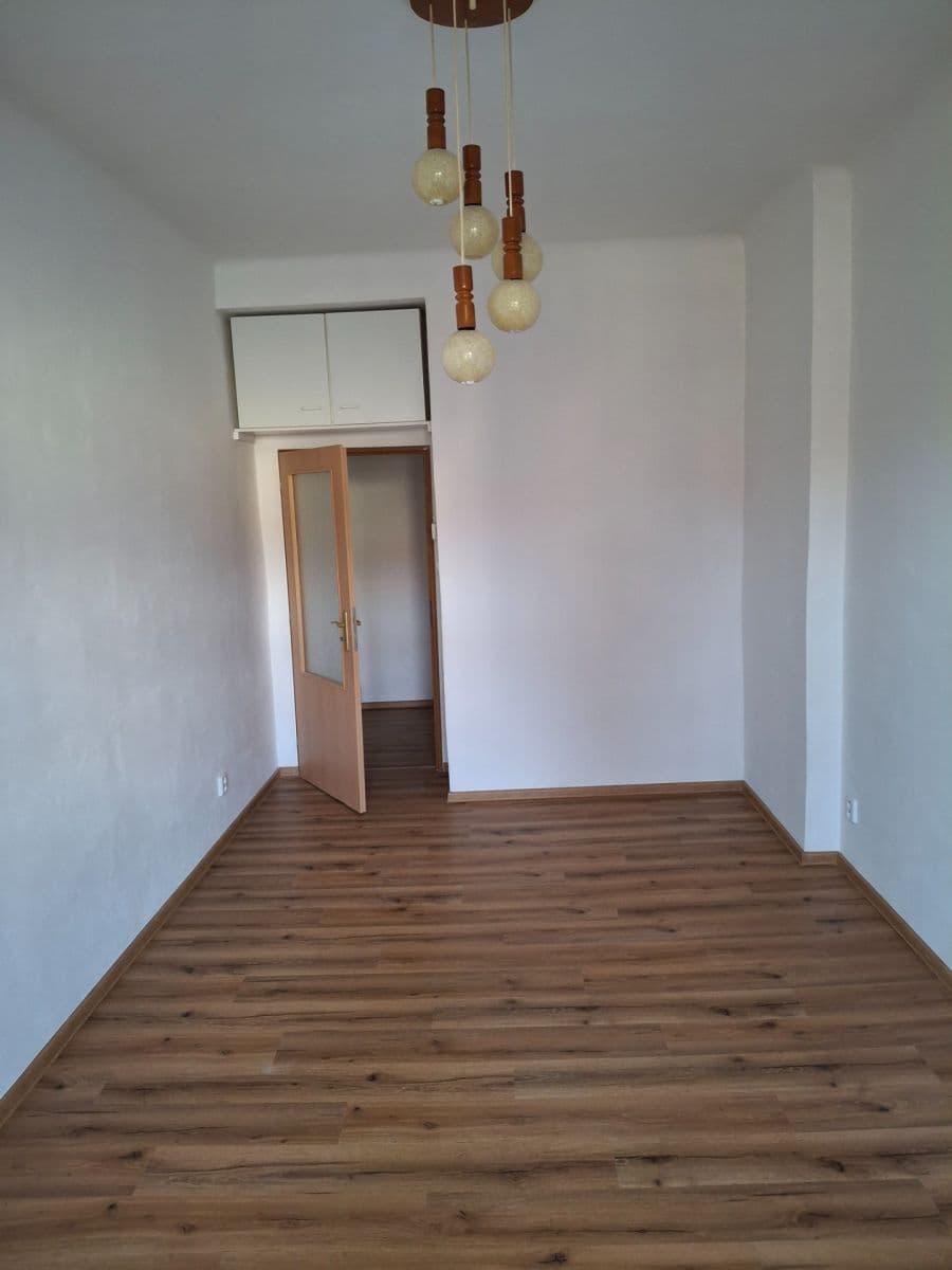 1 bedroom with open-plan kitchen flat to rent, 39 m², Pod Vilami, Prague, Prague 1 bedroom with open-plan kitchen flat to rent, 39 m², Pod Vilami, Prague, Prague
