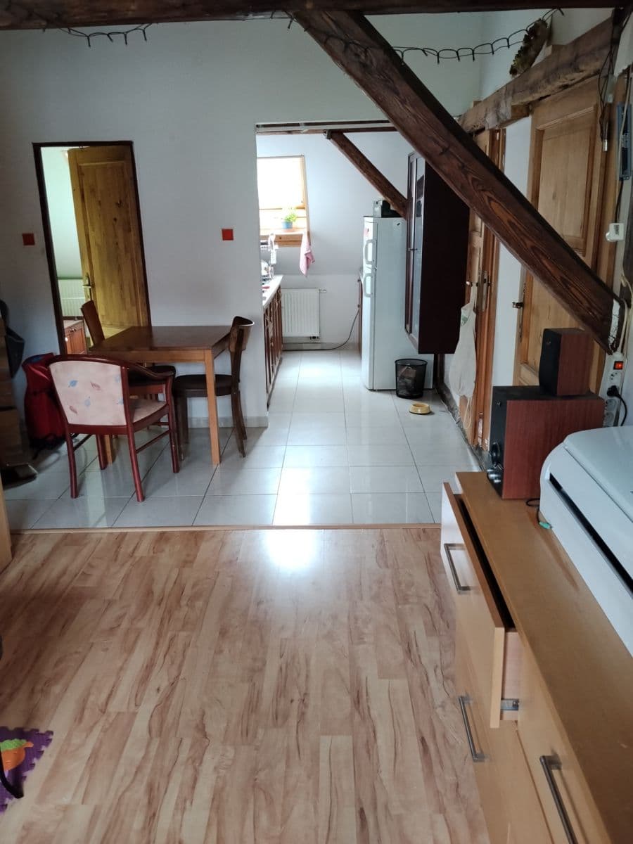 1 bedroom with open-plan kitchen flat to rent, 38 m², Okrouhlická, Prague, Prague 1 bedroom with open-plan kitchen flat to rent, 38 m², Okrouhlická, Prague, Prague