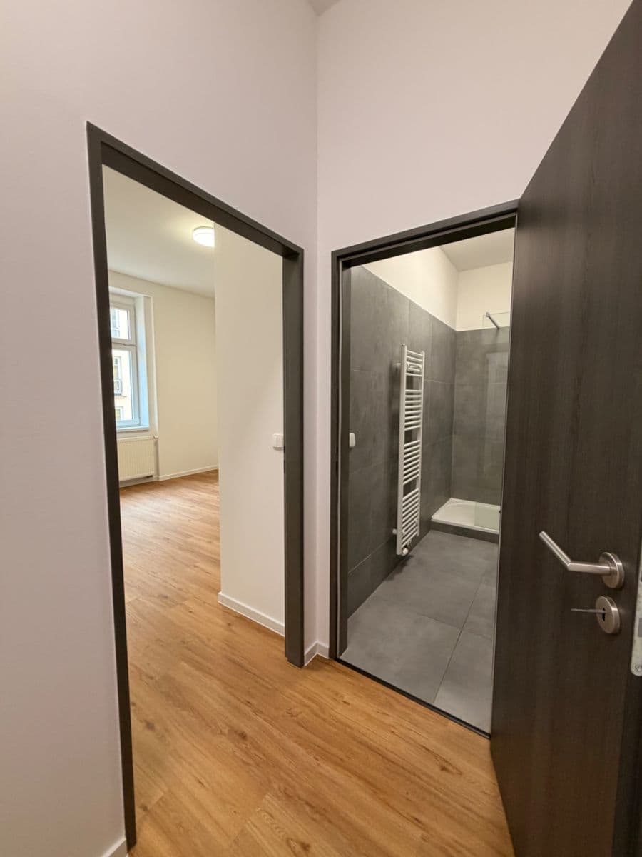 Studio flat to rent, 32 m², V Zahradách, Prague, Prague Studio flat to rent, 32 m², V Zahradách, Prague, Prague