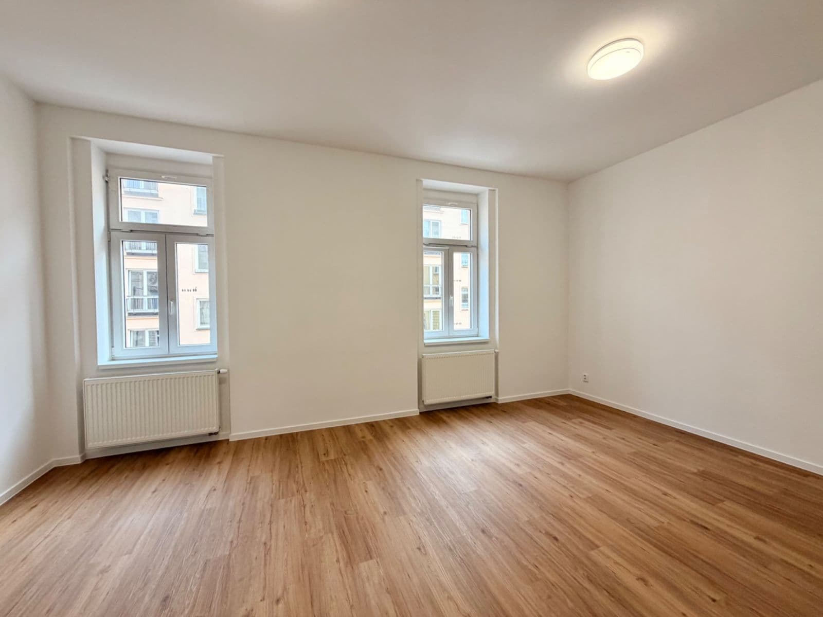 Studio flat to rent, 32 m², V Zahradách, Prague, Prague Studio flat to rent, 32 m², V Zahradách, Prague, Prague