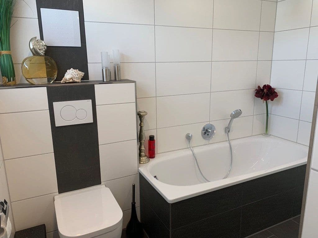3 bedroom with open-plan kitchen flat to rent, 157 m², Ulm, Baden-Württemberg 3 bedroom with open-plan kitchen flat to rent, 157 m², Ulm, Baden-Württemberg