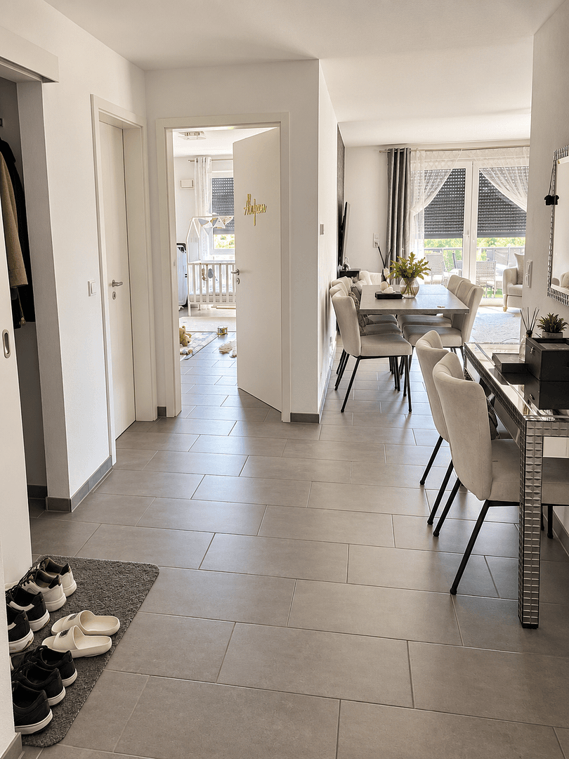 2 bedroom with open-plan kitchen flat for sale, 90 m², Kelsterbach, Hesse 2 bedroom with open-plan kitchen flat for sale, 90 m², Kelsterbach, Hesse