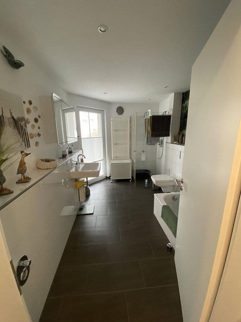 2 bedroom flat to rent, 80 m², Gillicher Straße 18, Solingen, North Rhine-Westphalia 2 bedroom flat to rent, 80 m², Gillicher Straße 18, Solingen, North Rhine-Westphalia