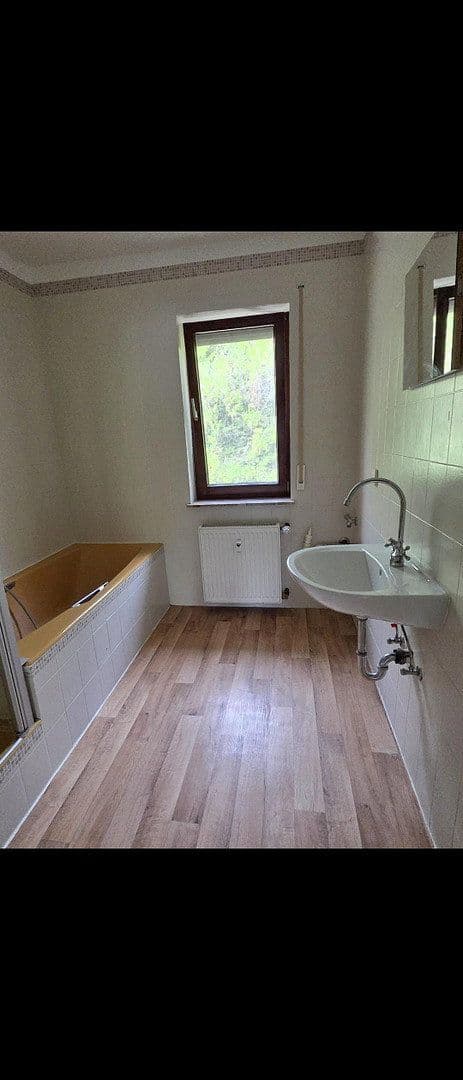 4 bedroom flat to rent, 120 m², Rosenstraße 20, Arnstein, Bavaria 4 bedroom flat to rent, 120 m², Rosenstraße 20, Arnstein, Bavaria