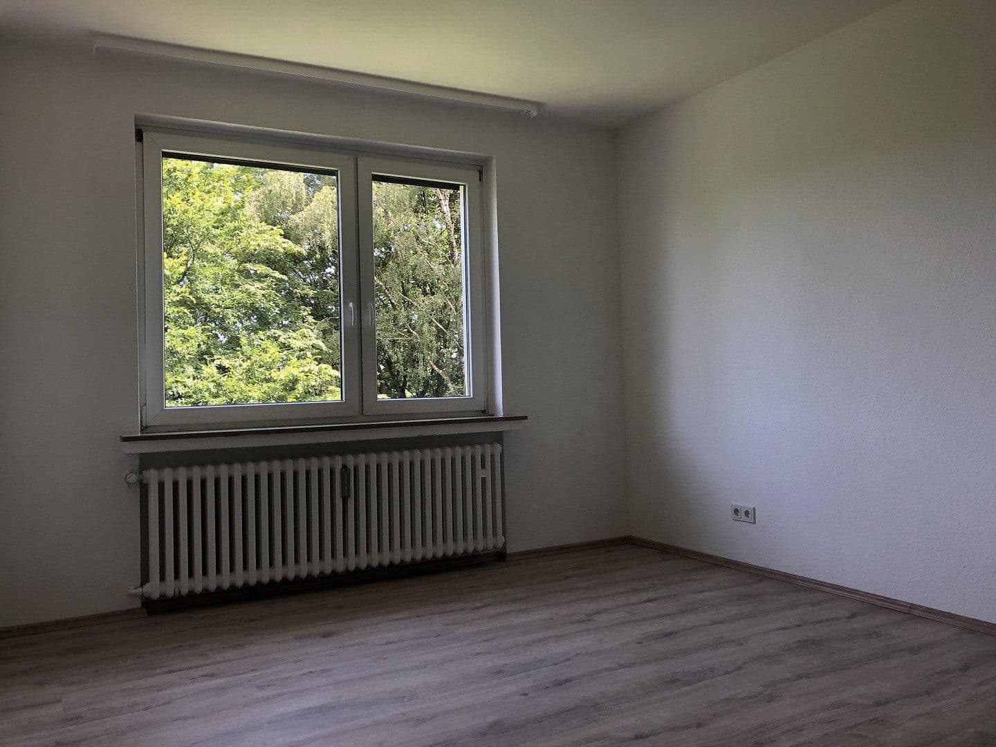 2 bedroom with open-plan kitchen flat to rent, 72 m², Moselstraße 102, Heiligenhaus, North Rhine-Westphalia 2 bedroom with open-plan kitchen flat to rent, 72 m², Moselstraße 102, Heiligenhaus, North Rhine-Westphalia