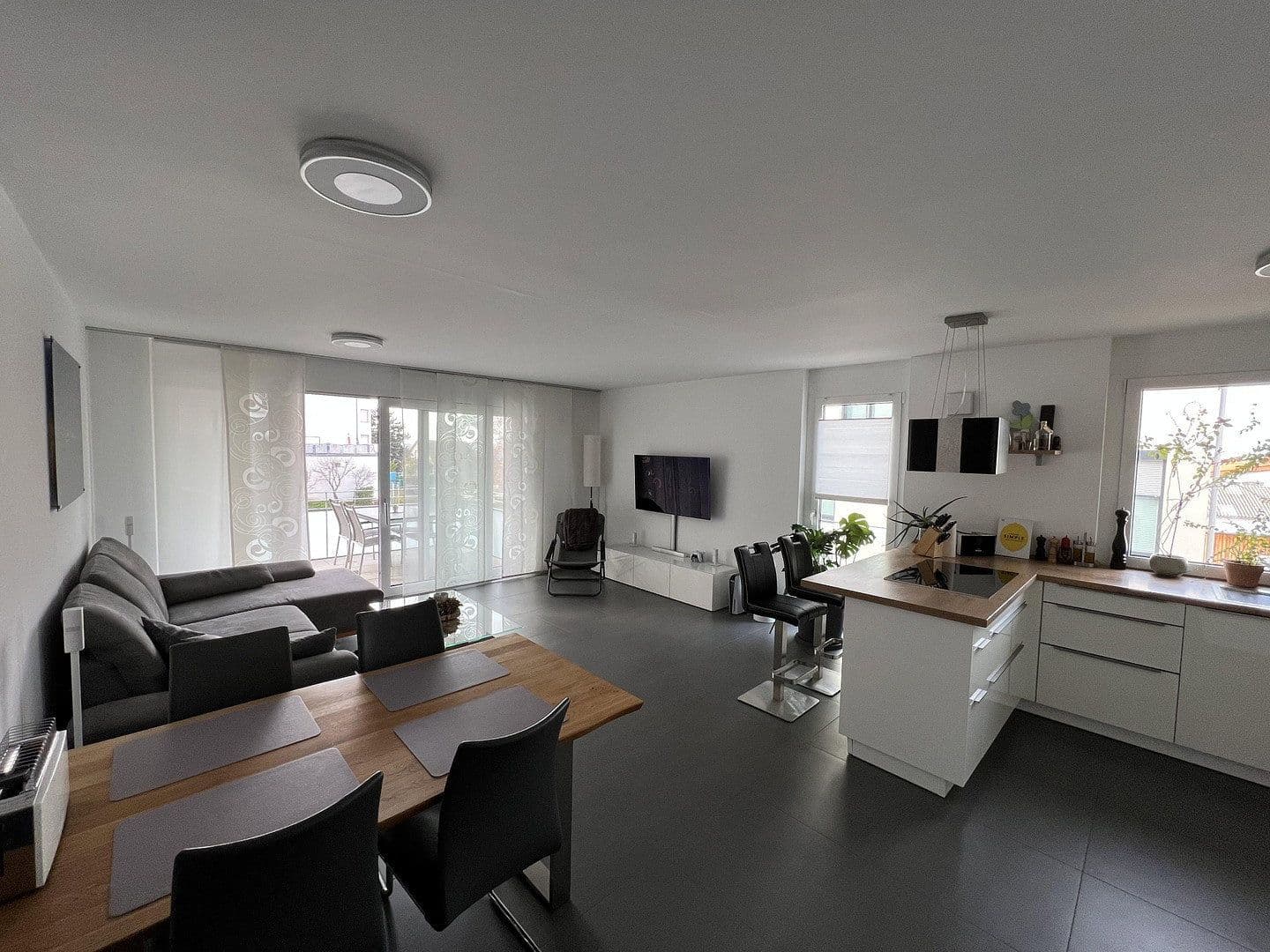 2 bedroom with open-plan kitchen flat to rent, 80 m², Heilbronner Str. 11, Neckarwestheim, Baden-Württemberg 2 bedroom with open-plan kitchen flat to rent, 80 m², Heilbronner Str. 11, Neckarwestheim, Baden-Württemberg
