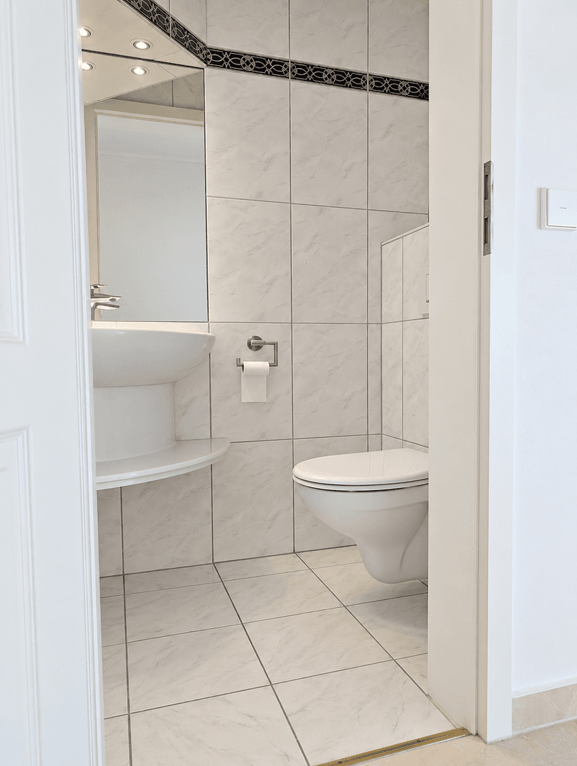 3 bedroom with open-plan kitchen flat to rent, 129 m², Karlsruhe, Baden-Württemberg 3 bedroom with open-plan kitchen flat to rent, 129 m², Karlsruhe, Baden-Württemberg