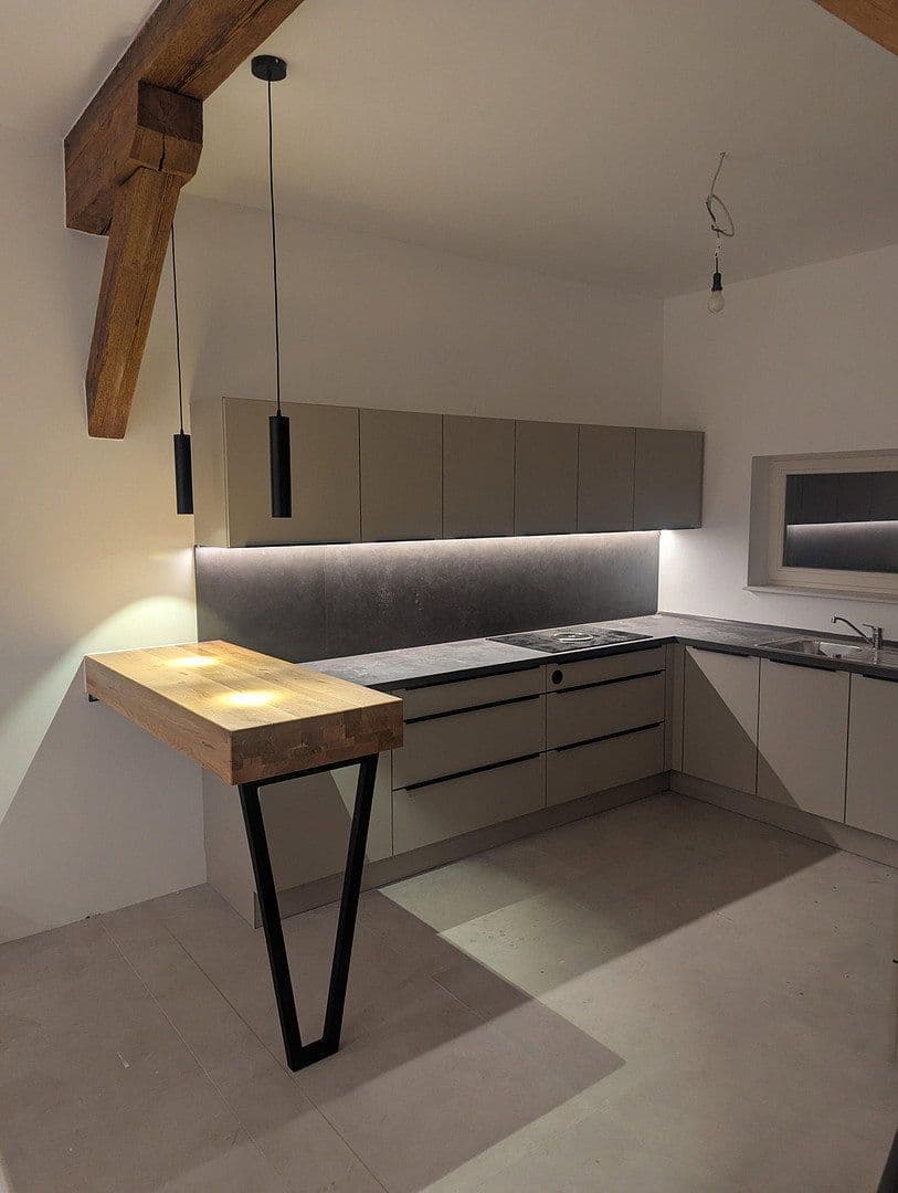 house to rent, 175 m², Bahnhofstrasse 19, Obertraubling, Bavaria house to rent, 175 m², Bahnhofstrasse 19, Obertraubling, Bavaria