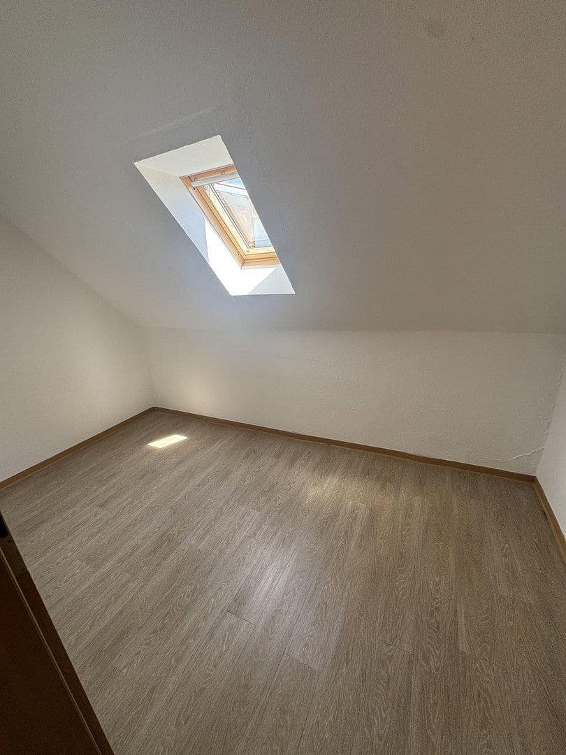 3 bedroom flat to rent, 64 m², Stuttgart, Baden-Württemberg 3 bedroom flat to rent, 64 m², Stuttgart, Baden-Württemberg