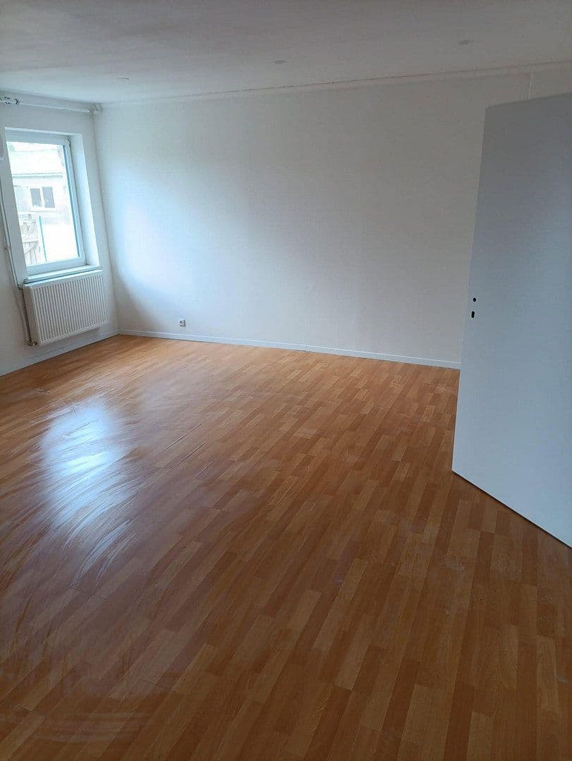 office to rent, 3,000 m², Kraatzerweg 13a, Gransee, Brandenburg office to rent, 3,000 m², Kraatzerweg 13a, Gransee, Brandenburg