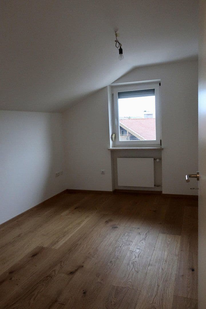 3 bedroom flat to rent, 90 m², Weißachenerstraße 59, Bergen, Bavaria 3 bedroom flat to rent, 90 m², Weißachenerstraße 59, Bergen, Bavaria