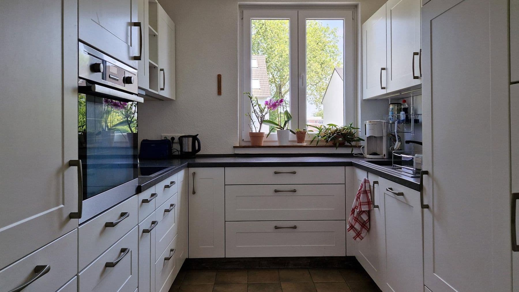 2 bedroom with open-plan kitchen flat for sale, 137 m², Leverkusen, North Rhine-Westphalia 2 bedroom with open-plan kitchen flat for sale, 137 m², Leverkusen, North Rhine-Westphalia
