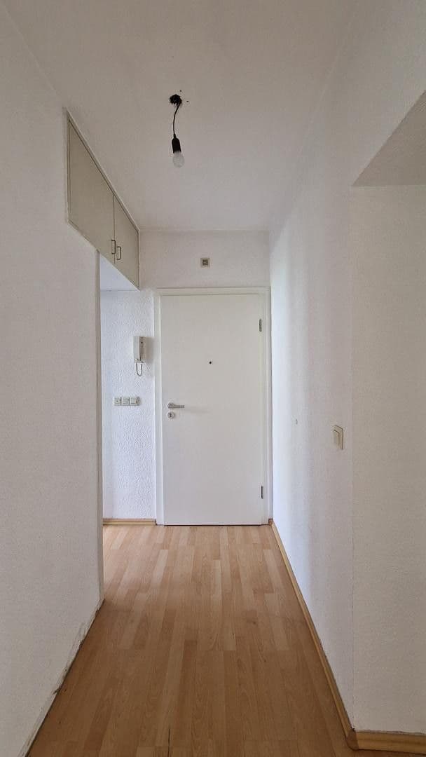 2 bedroom with open-plan kitchen flat for sale, 137 m², Leverkusen, North Rhine-Westphalia 2 bedroom with open-plan kitchen flat for sale, 137 m², Leverkusen, North Rhine-Westphalia
