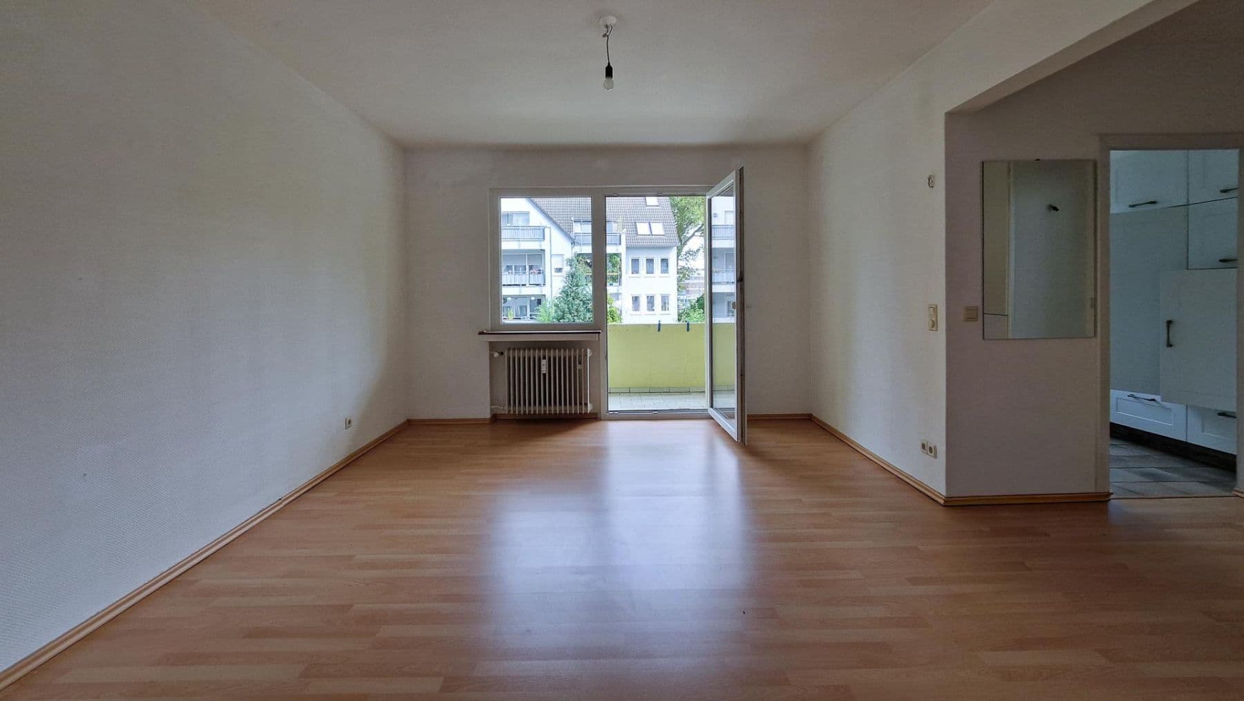 2 bedroom with open-plan kitchen flat for sale, 137 m², Leverkusen, North Rhine-Westphalia 2 bedroom with open-plan kitchen flat for sale, 137 m², Leverkusen, North Rhine-Westphalia