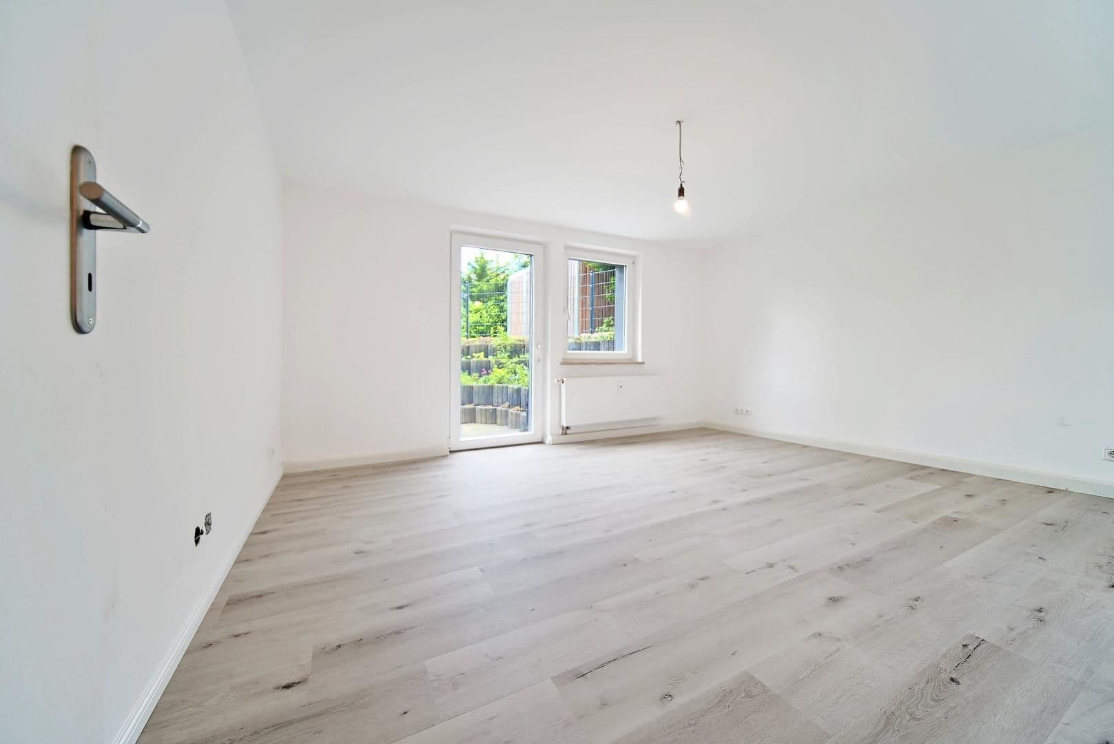 3 bedroom with open-plan kitchen flat for sale, 112 m², Schobertweg 38, Erlangen, Bavaria 3 bedroom with open-plan kitchen flat for sale, 112 m², Schobertweg 38, Erlangen, Bavaria